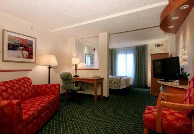 Fairfield Inn And Suites By Marriott Houston The Woodlands Zimmer foto